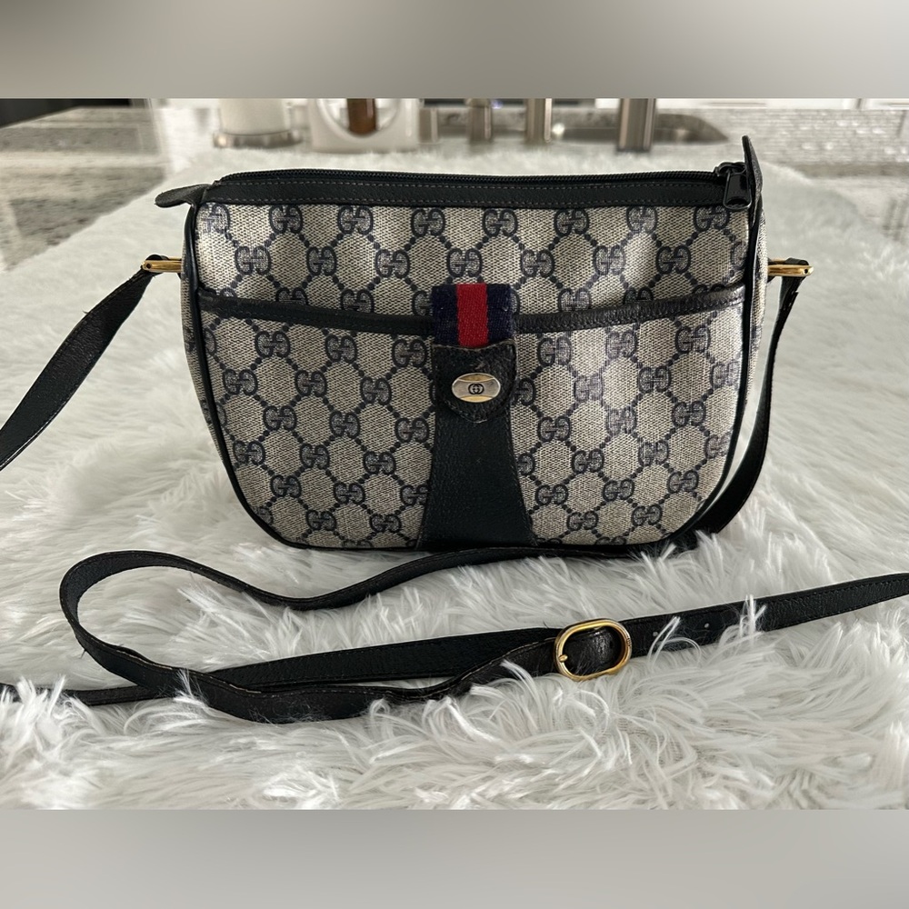 GUCCI GG  Vintage‎ Sherry Line Stripe Navy  Crossbody Shoulder Navy bag Handbag